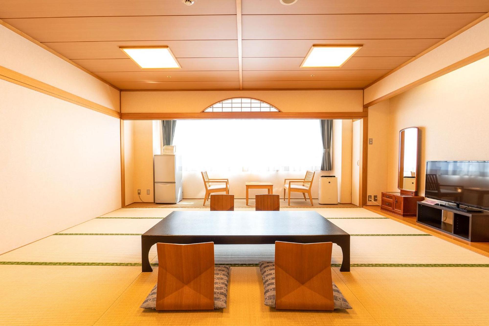 Hotel Ooedo Onsen Monogatari Aizu Exterior foto